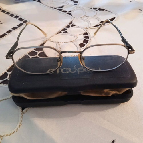 Computer radiation protection glasses like new with case