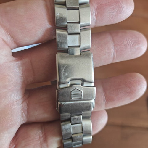 Tag Heuer 2000 wristwatch, 38mm, quartz Swiss movement