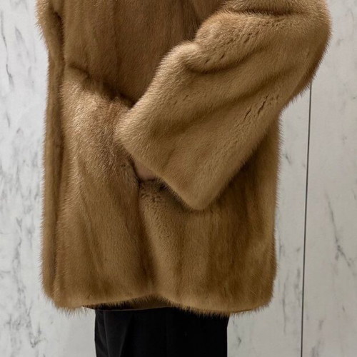 Minaidis women's fur coat One Size like new, brown mink