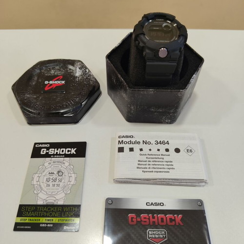 Casio G-Shock GBD-800-1BER watch like new with Bluetooth and step tracker