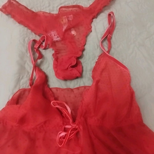 Lingerie set new, red babydoll with matching slip, size 40/42
