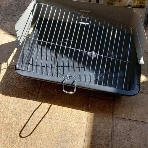 Charcoal barbecue enamelled with legs new 45x34 cm