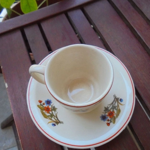 Vintage coffee cup like new, made in Romania