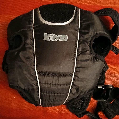 Kiddo Carrier 3 in 1 baby carrier new