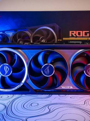 Asus ROG Astral RTX 5080 graphics card like new