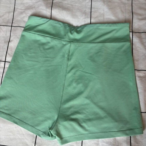 Sinsay shorts size M like new, green
