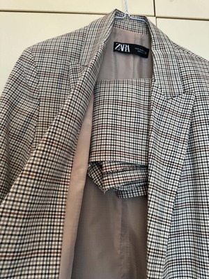 Zara checked jacket and skirt set like new, size XS