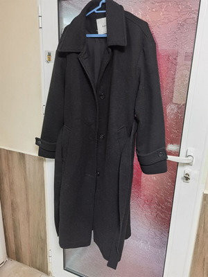 Bershka long black women's coat used, size L