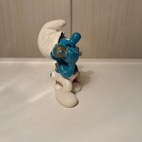 Smurf miniature used Schleich with phone 1980