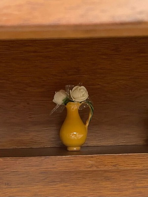 Ceramic miniatures like new, set of 3