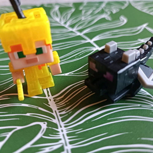 Minecraft figures pencil toppers set of 2 new