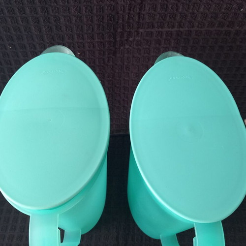 Tupperware pitchers 2lt pack of 2 used