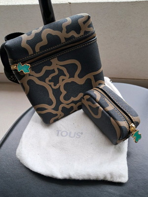 Tous Crossbody Bag new with logo, zipper, iconic charm and wallet