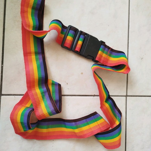 Luggage Strap like new, multicolor