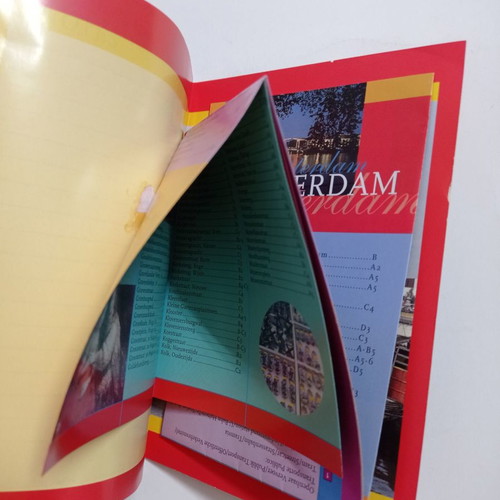 Amsterdam travel guide like new, English with city map