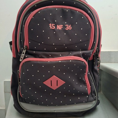 School trolley bag like new 15 no 36