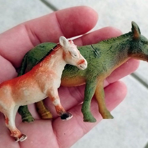 Plastic animal figures pack of 17, horses, zebras and dogs