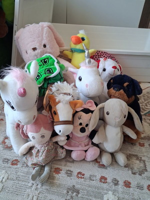 Various plush toys