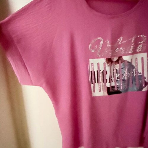 Pink oversized T-shirt with Valentine print and rhinestones like new, XL-XXL