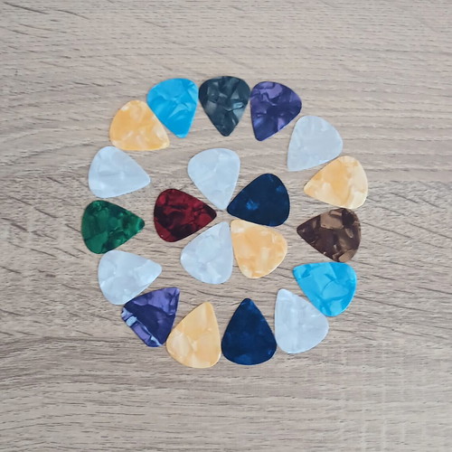 Guitar picks colorful, pack of 20, new