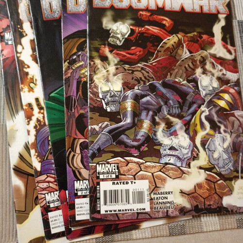 Marvel Doomwar comic series used, complete set