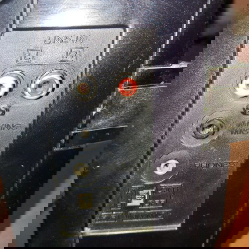 Винтидж радиокасетофон Hitachi TRK-6300W - функционален!