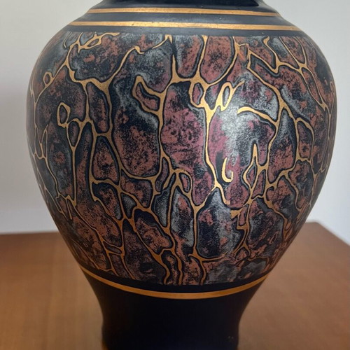 Decorative vase vintage like new