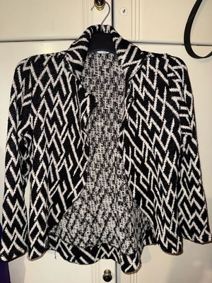 Black and White Geometric Knit Jacket New Size Medium