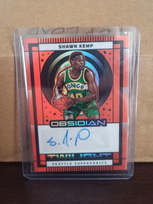 Shawn Kemp Auto Obsidian Card /88 like new
