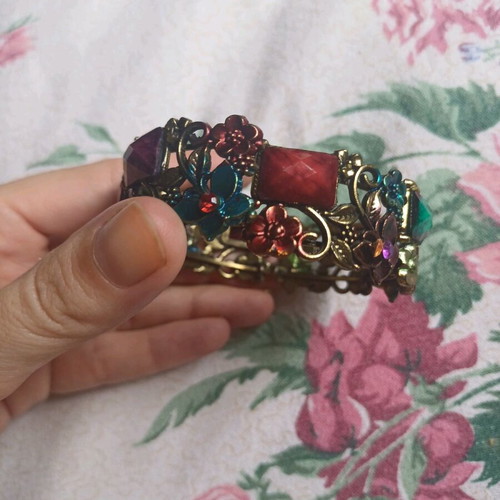 Vintage bracelet new, heirloom