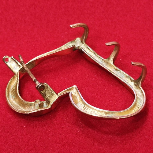 Bronze heart brooch from the 1960s, like new