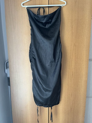 Black midi dress with ruches and adjustable cords like new, size S