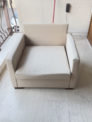 Armchair with bed mechanism, missing one cushion