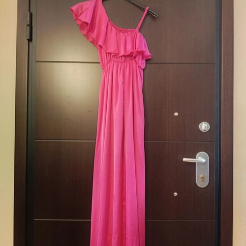 Maxi Ross dress with lining like new, pink, Lipsy London, size S