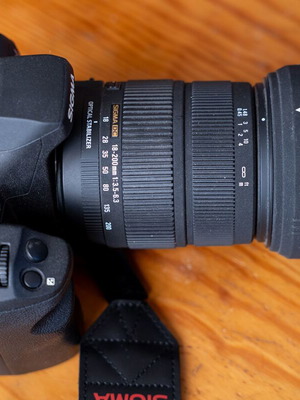 Sigma DC 18-200mm φακός για Sigma SA μηχανή μεταχειρισμένος, compact ζουμ με οπτικό σταθεροποιητή