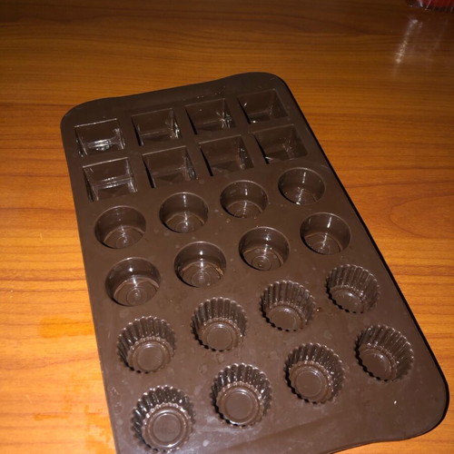Silicone mold for chocolates like new