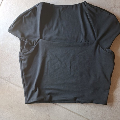 Shein crop top with square neckline, like new, size S black