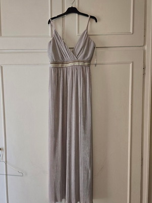 Angelo Psarros women's dress like new, size 1, gray and silver