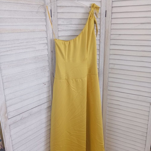 Anthropologie medium satin dress used, yellow