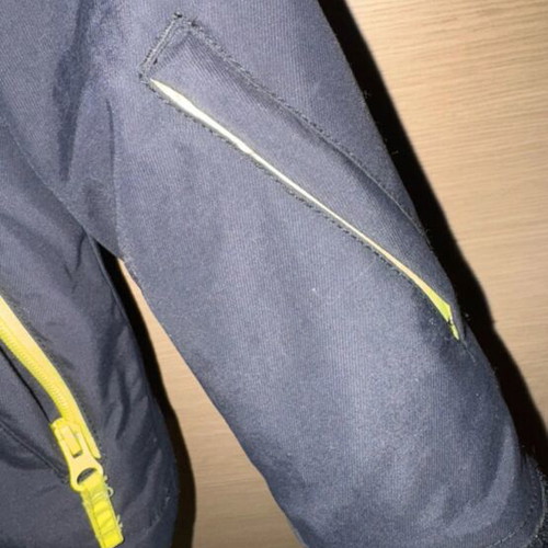 Billabong snow jacket size S, like new, water resistant