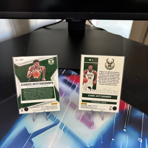 Giannis Antetokoumpo card lot, like new, Milwaukee Bucks