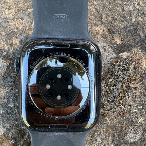 Apple Watch Series 9 45mm GPS like new