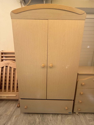 Pali children's bedroom set used, natural wood
