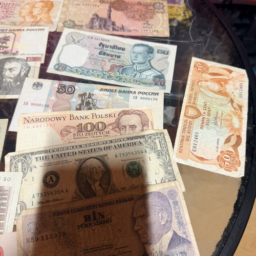 Banknotes used, pack of 24 from various countries