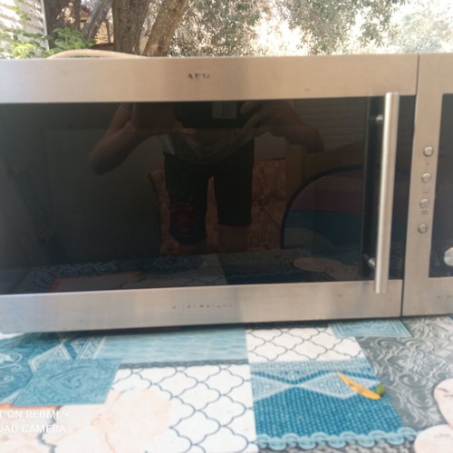 AEG Microwave Oven with Grill 900W Inox like new