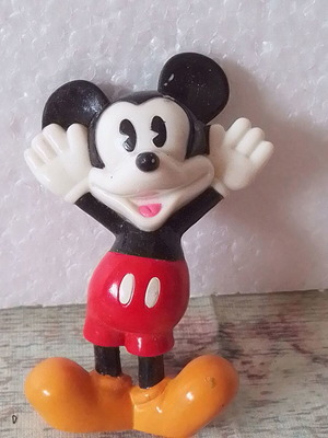 Vintage Disney φιγούρα Mickey Mouse μεταχειρισμένη, ύψος 7 εκ.