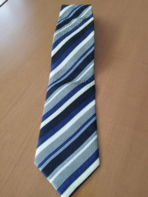 Te di hua lun silk men's tie new in box, navy blue stripes