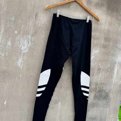 Adidas legging used, size M, black and white