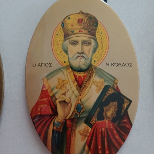 Vintage metal oval religious icons set of 4 used, 1970s-80s