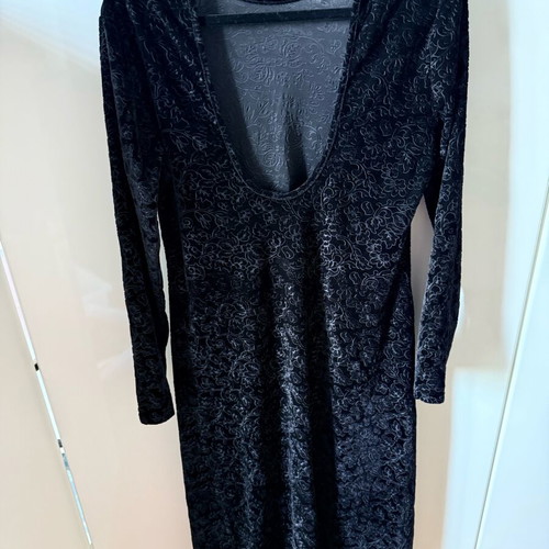 Nidodileda dress like new, black with gold details